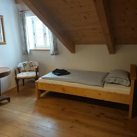 U šakala Apartamento *